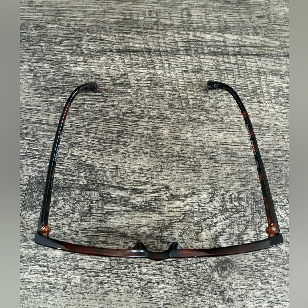 Betsey Johnson +1.50 Brown Tortoise Cat Eye Reading Glasses Readers Retro